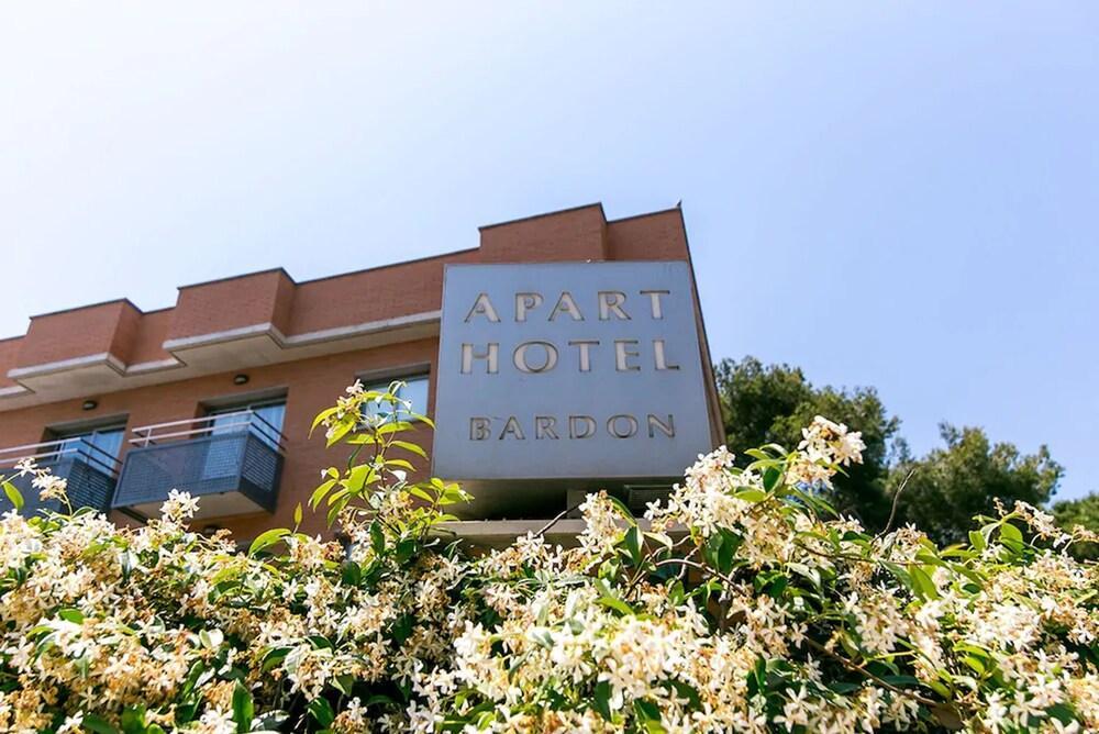Aparthotel Bardon Castelldefels Exterior foto